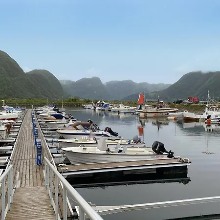 Σπίτι διακοπών Awesome In With Wifi Aheim