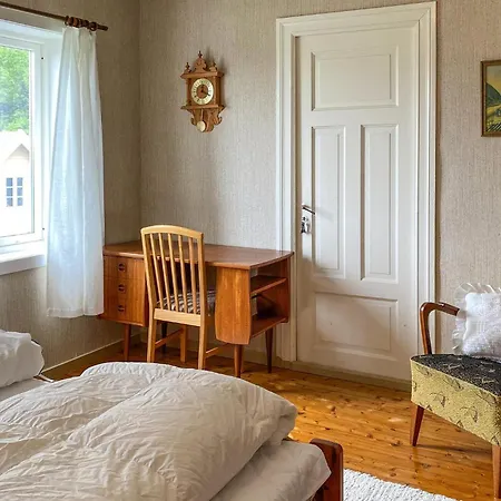 Cozy In With House A Panoramic View Aheim